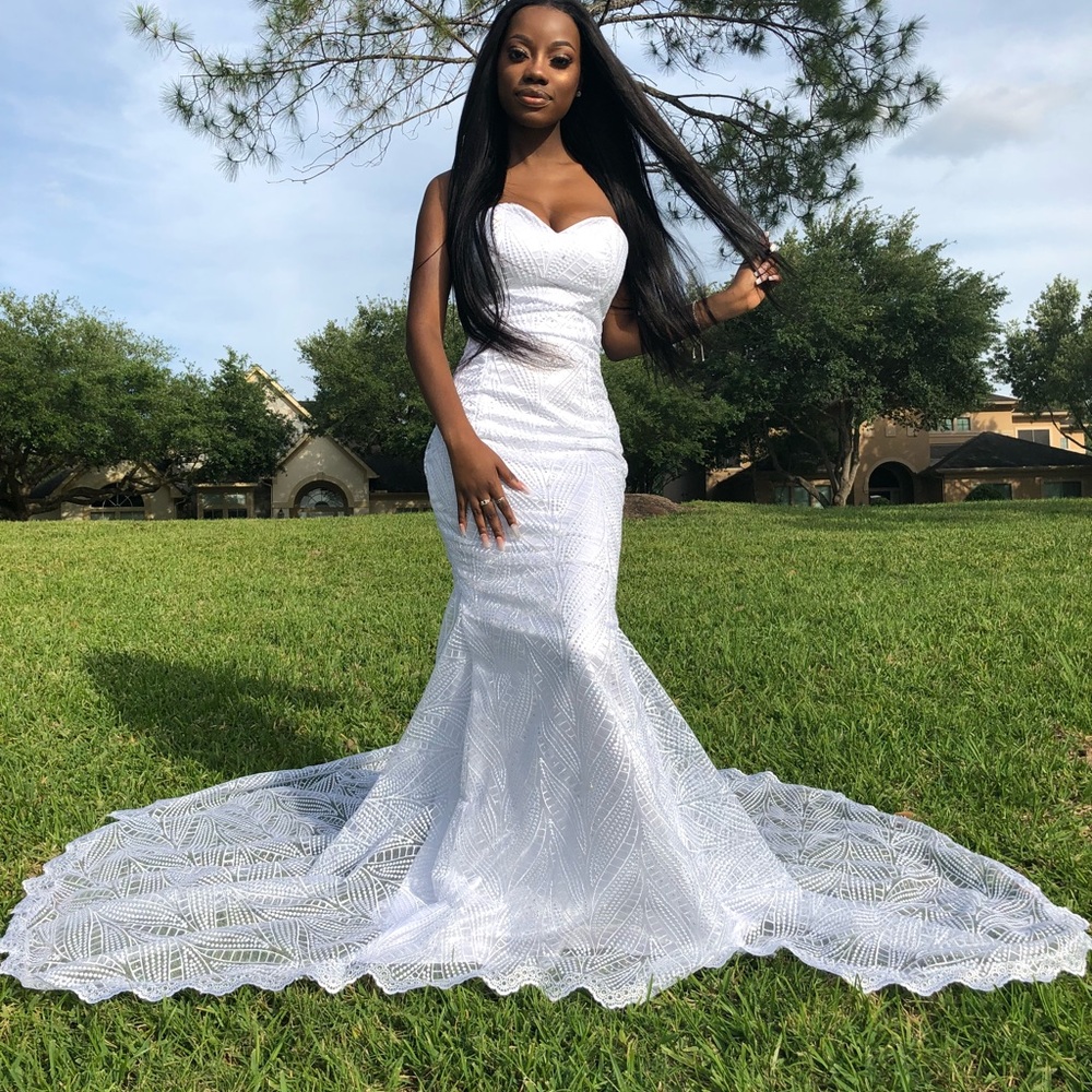 White Glamorous Prom Dress